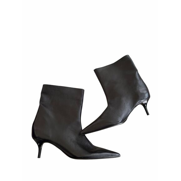 Schutz Mikki Leather Kitten Zip Booties Size 7 Pointed Toe Side Zip - Picture 4 of 8